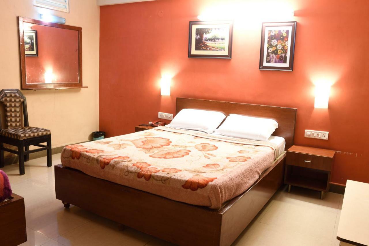 Hotel Ganesh Palace Mysore Exterior photo